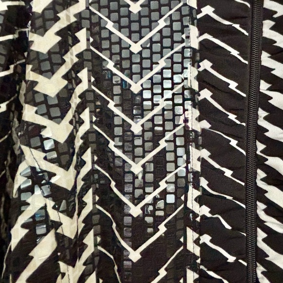 Erin London Black and White Geometric Pattern Jacket, 2X - Picture 2 of 7